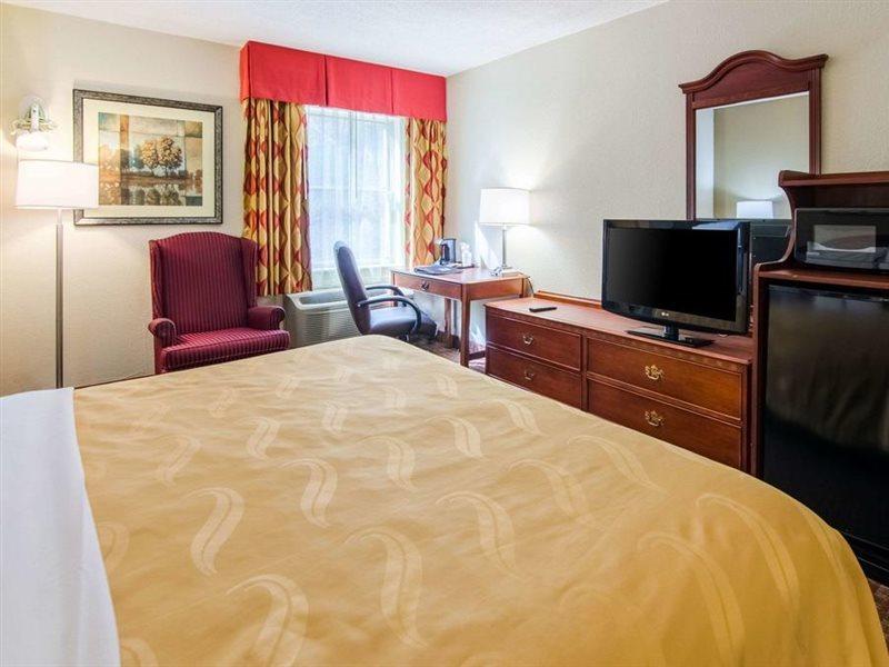 Quality Inn & Suites Lexington Near I-64 And I-81 Timber Ridge Exteriör bild