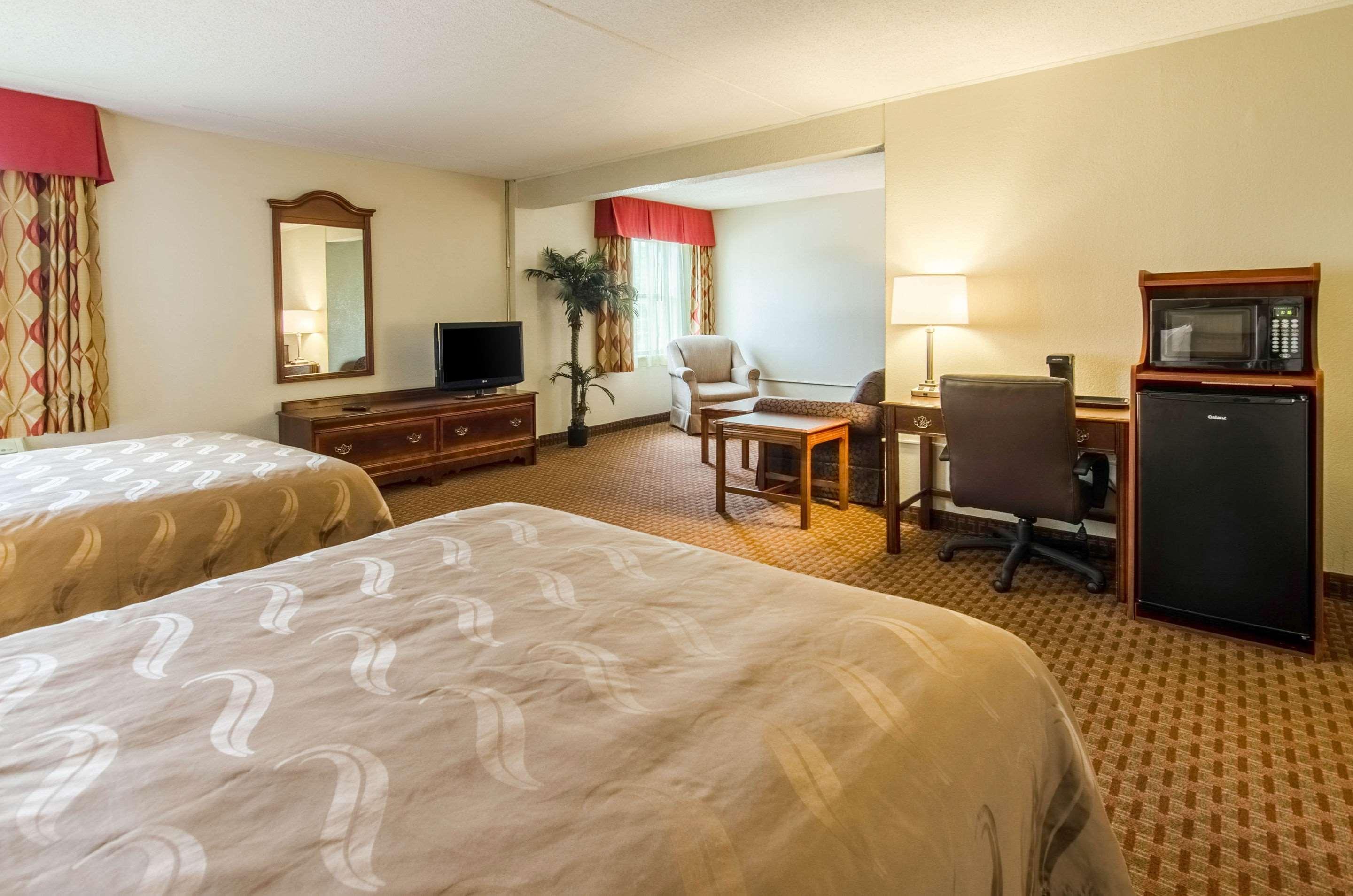 Quality Inn & Suites Lexington Near I-64 And I-81 Timber Ridge Exteriör bild