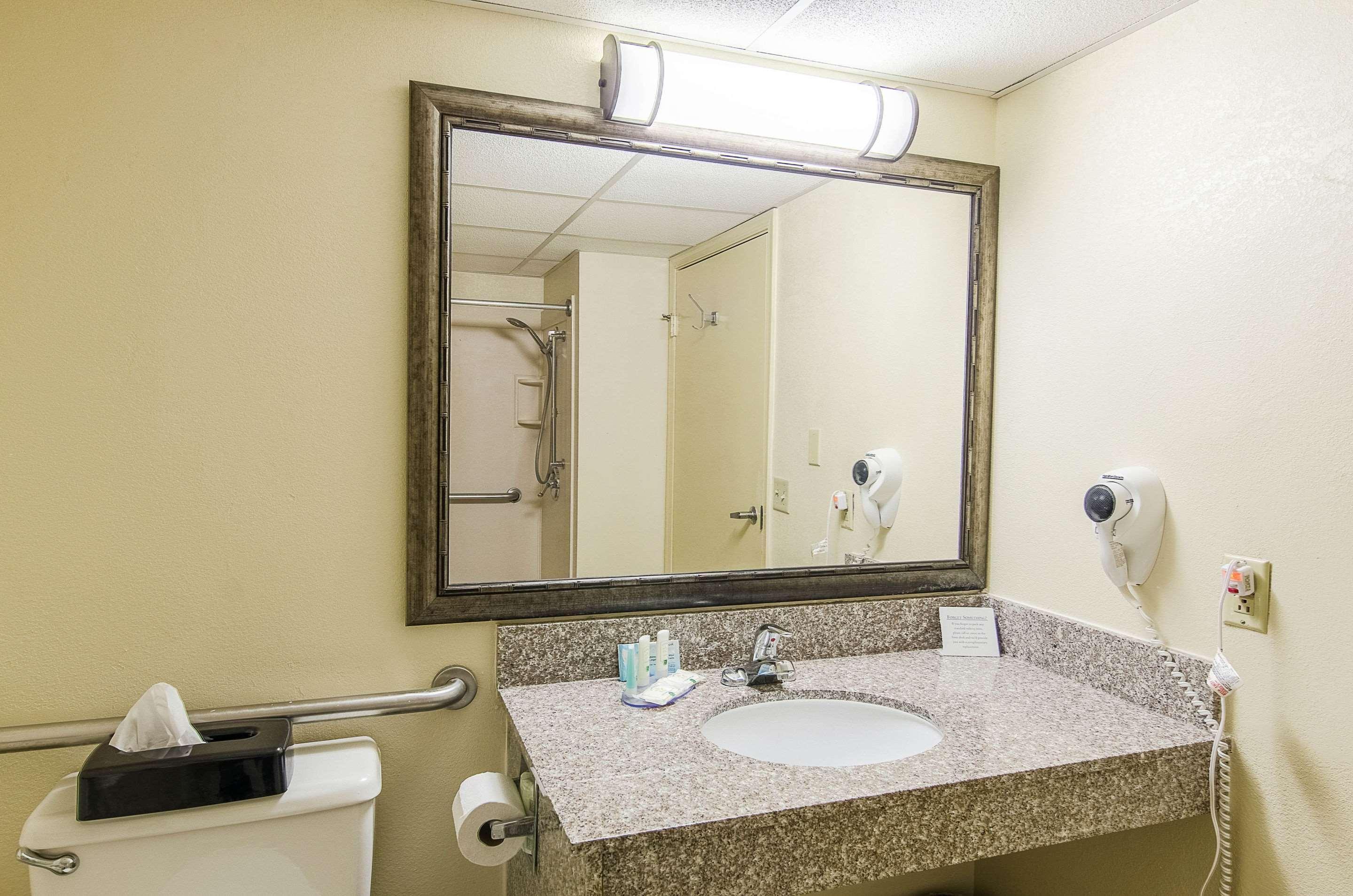 Quality Inn & Suites Lexington Near I-64 And I-81 Timber Ridge Exteriör bild