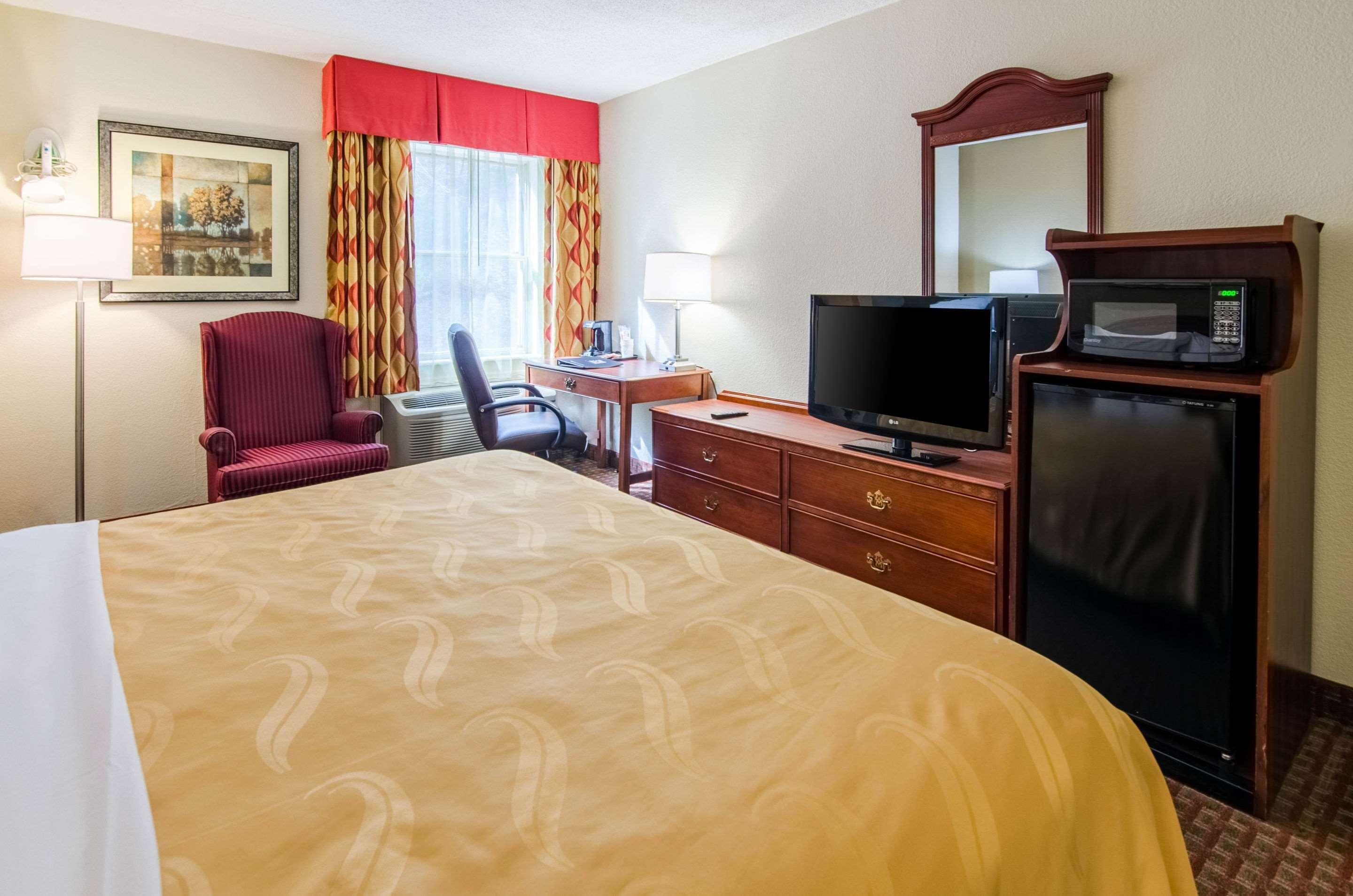 Quality Inn & Suites Lexington Near I-64 And I-81 Timber Ridge Exteriör bild