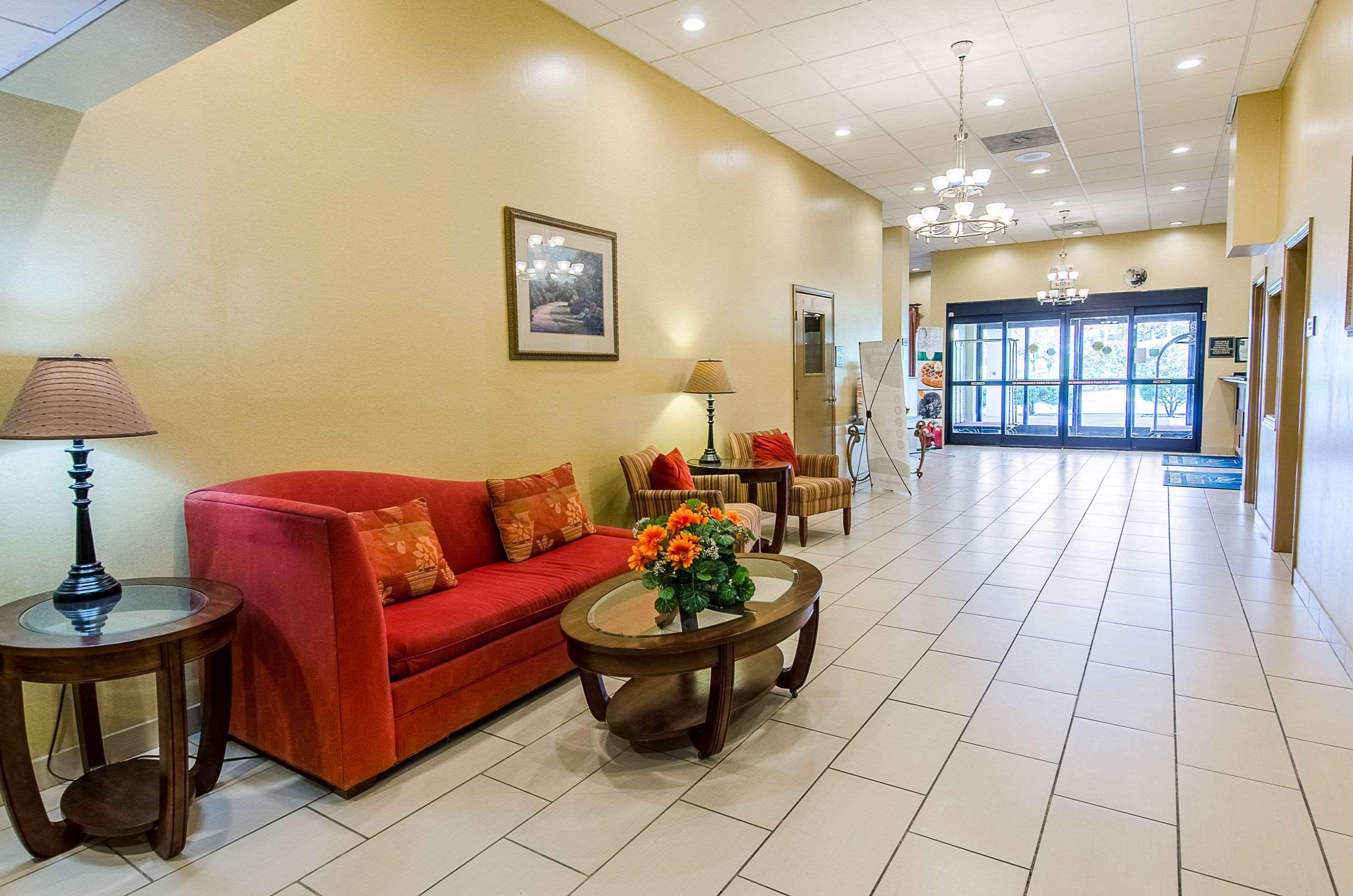 Quality Inn & Suites Lexington Near I-64 And I-81 Timber Ridge Exteriör bild