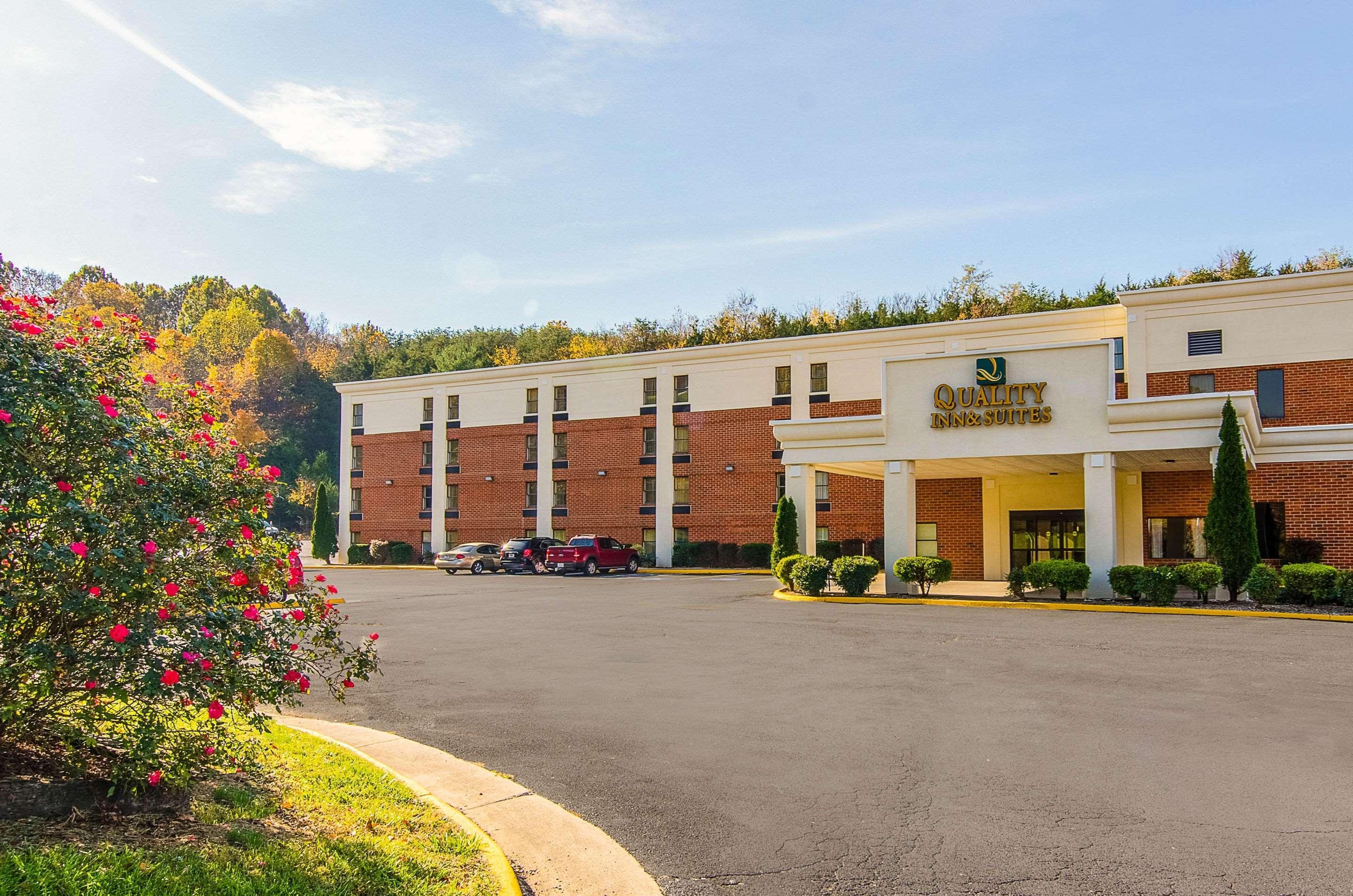 Quality Inn & Suites Lexington Near I-64 And I-81 Timber Ridge Exteriör bild