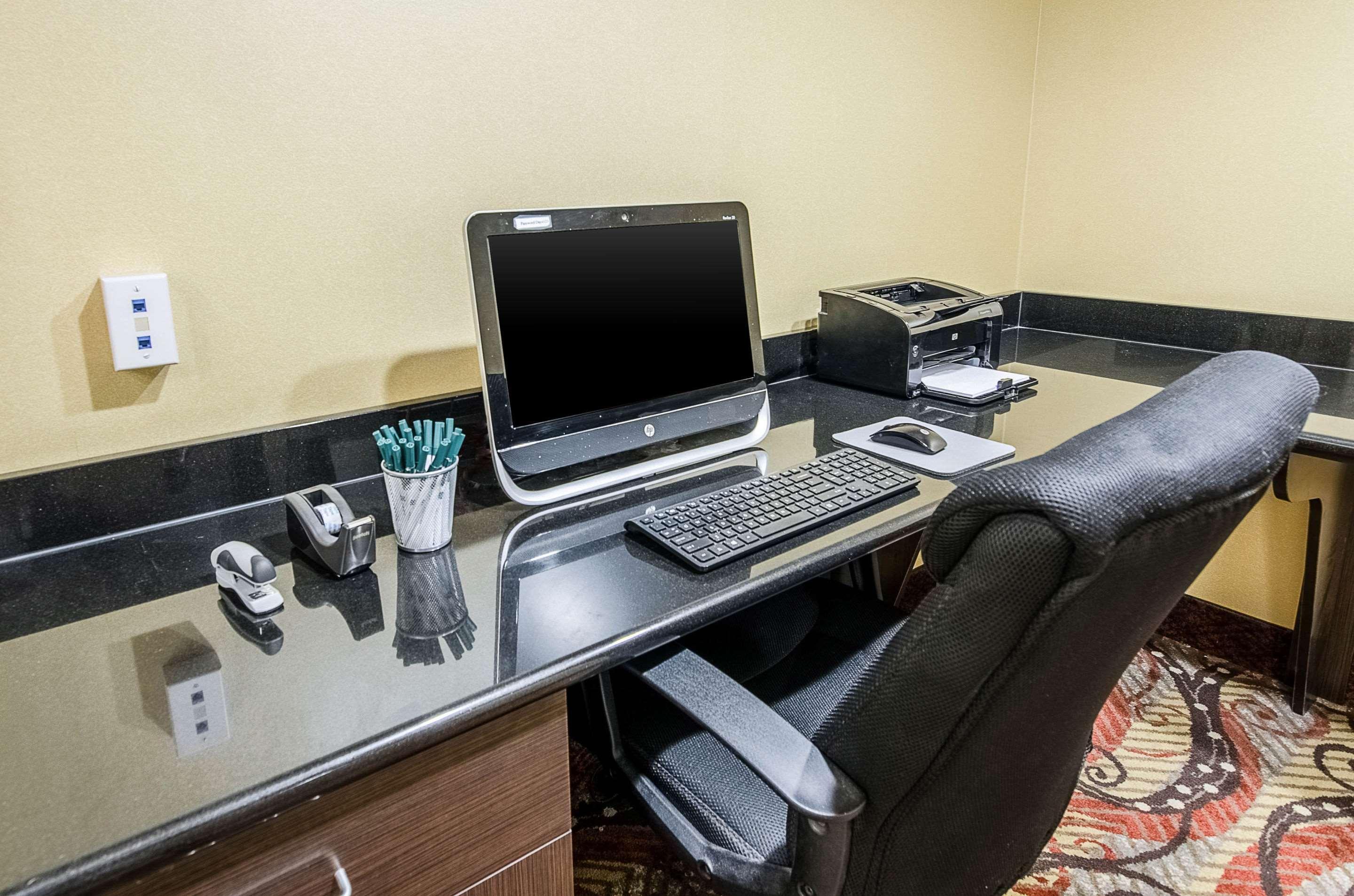 Quality Inn & Suites Lexington Near I-64 And I-81 Timber Ridge Exteriör bild