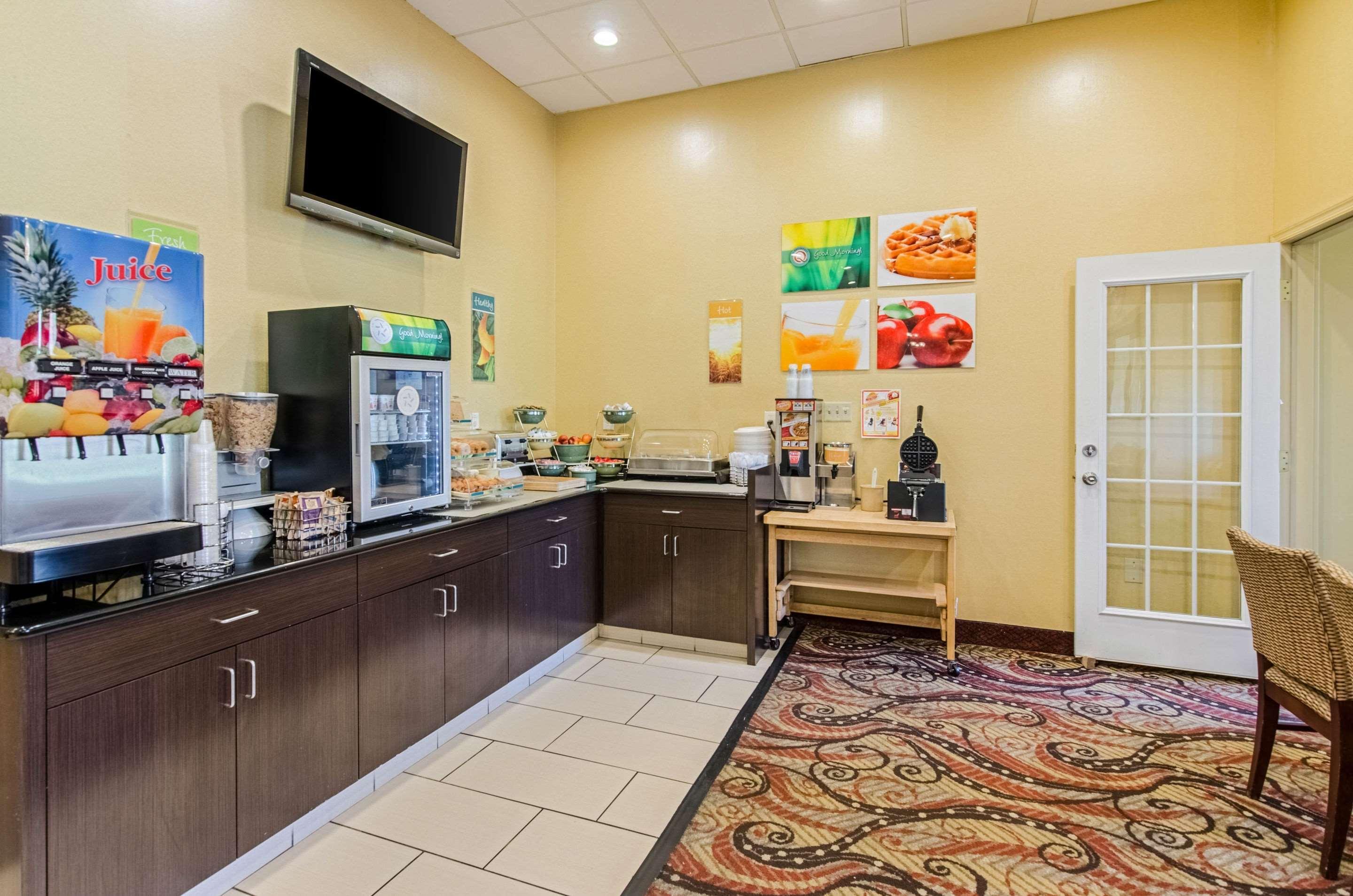 Quality Inn & Suites Lexington Near I-64 And I-81 Timber Ridge Exteriör bild