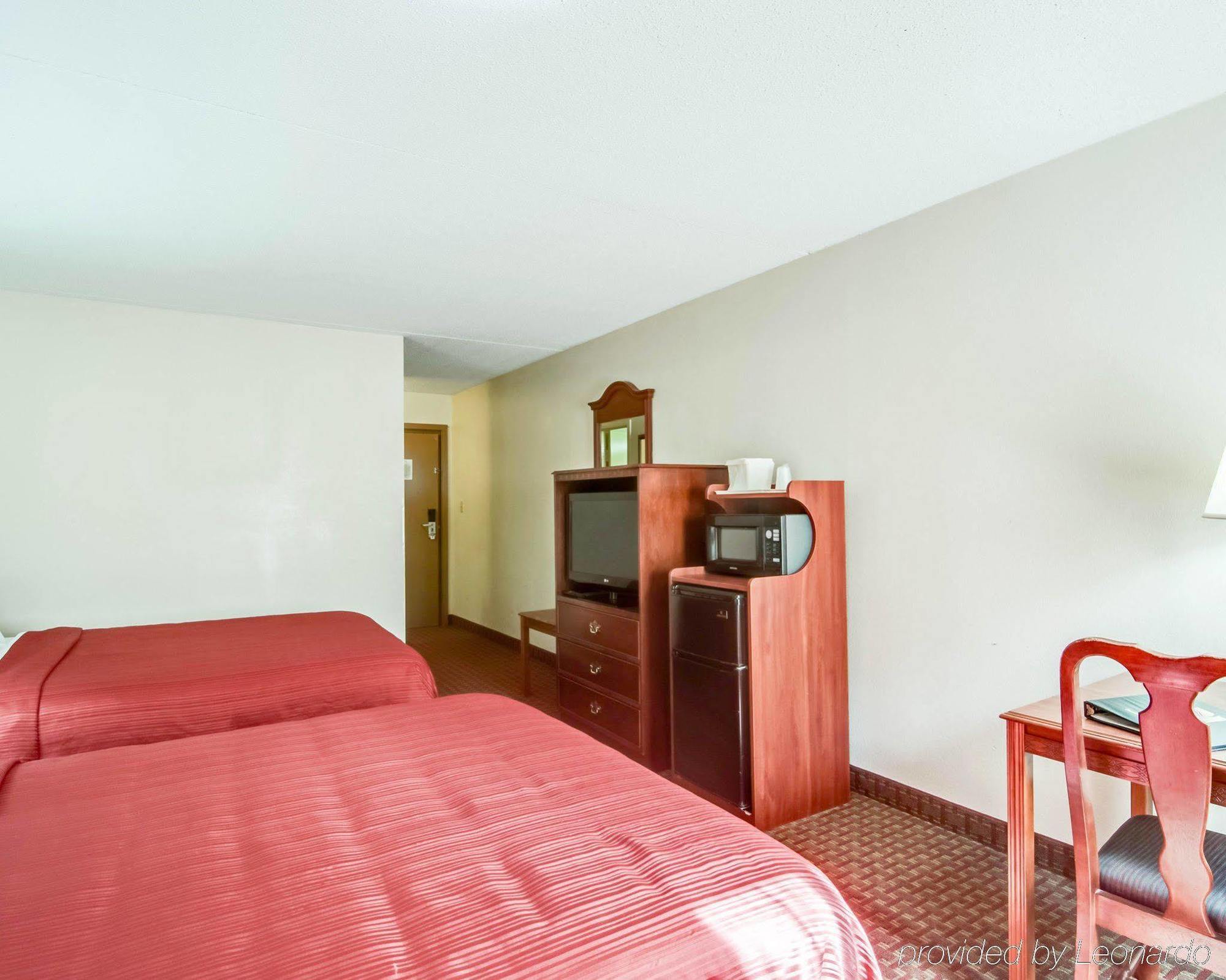 Quality Inn & Suites Lexington Near I-64 And I-81 Timber Ridge Exteriör bild