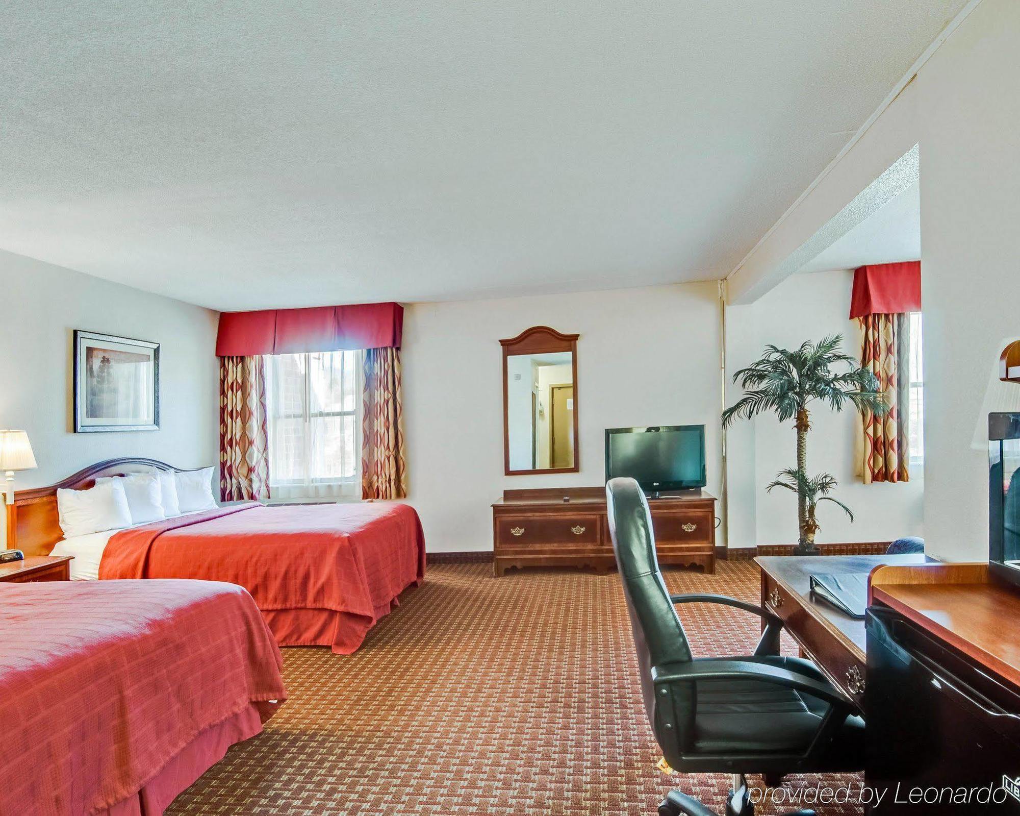 Quality Inn & Suites Lexington Near I-64 And I-81 Timber Ridge Exteriör bild