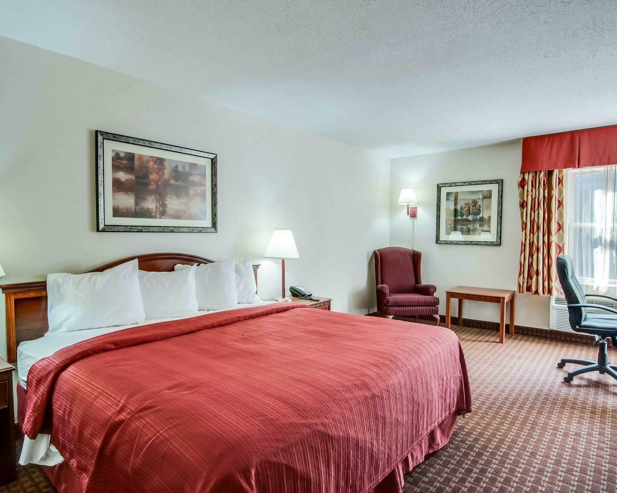 Quality Inn & Suites Lexington Near I-64 And I-81 Timber Ridge Exteriör bild