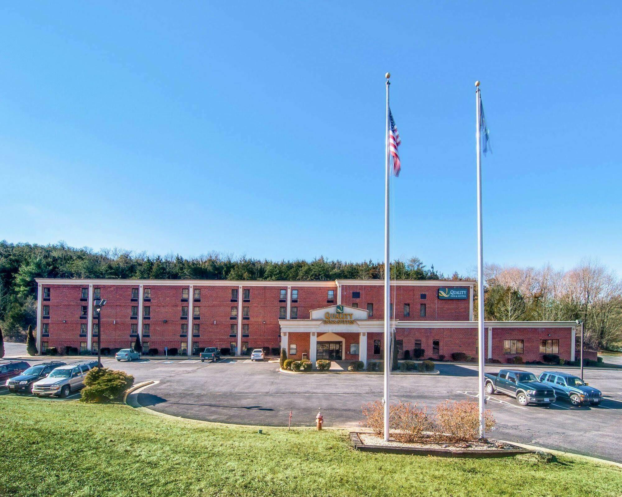 Quality Inn & Suites Lexington Near I-64 And I-81 Timber Ridge Exteriör bild