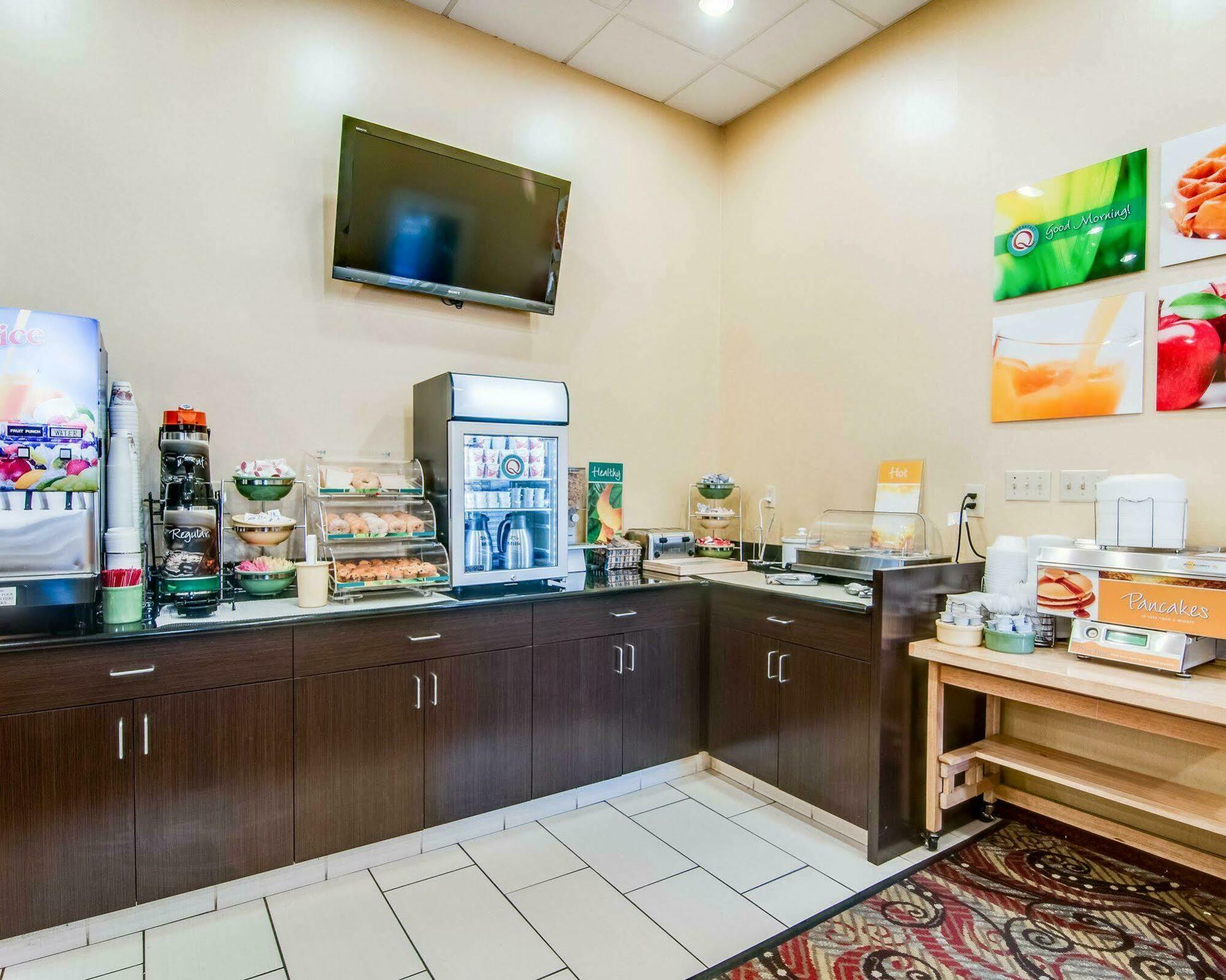 Quality Inn & Suites Lexington Near I-64 And I-81 Timber Ridge Exteriör bild